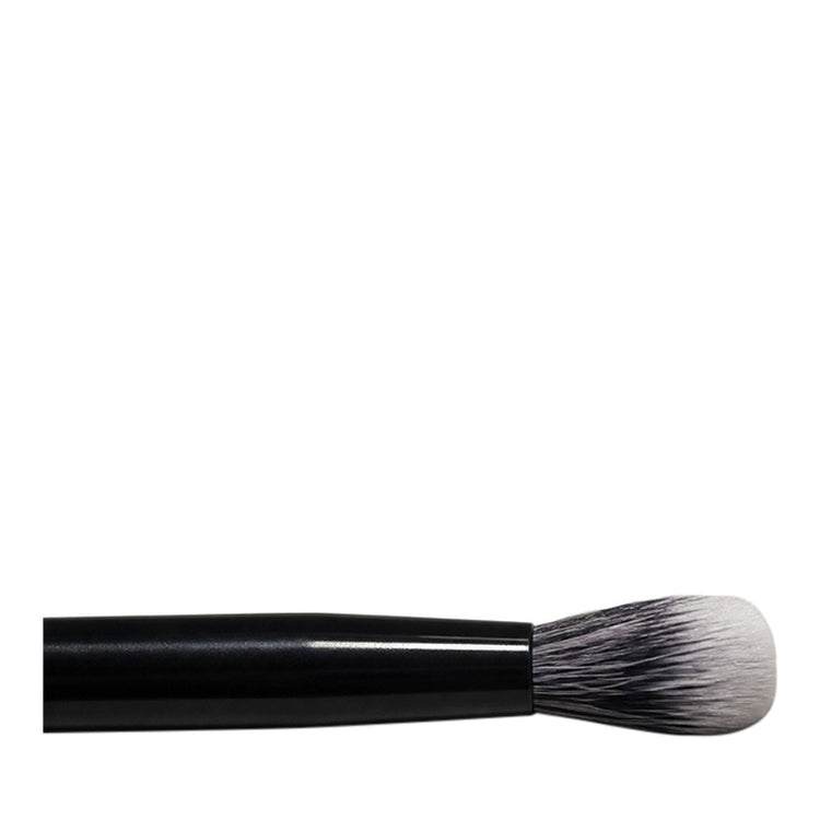 Napoleon Perdis Camera Finish Eyeshadow Brush