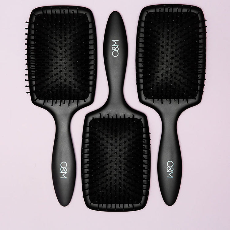 O&M The Paddle Brush - Black