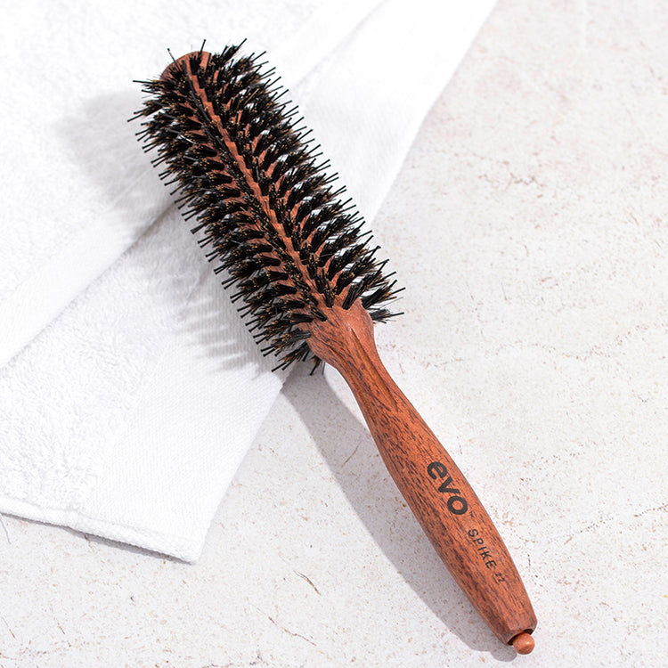 evo Bruce 22 Natural Bristle Radial Brush