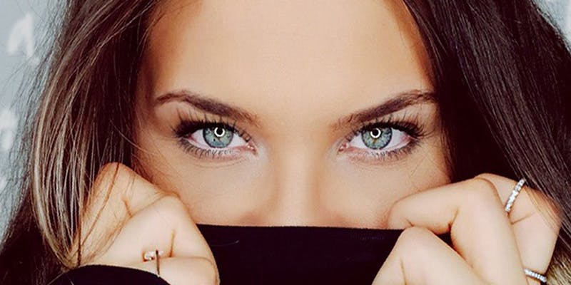 What's The Difference Between A Blackhead And A Whitehead?