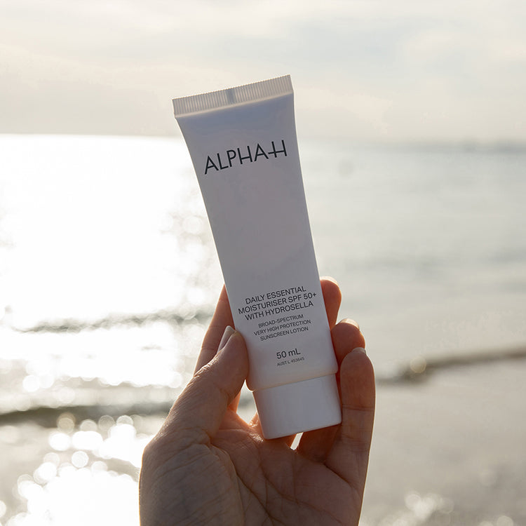 Alpha-H Daily Essential Moisturiser SPF 50+ with Hydrosella 50ml
