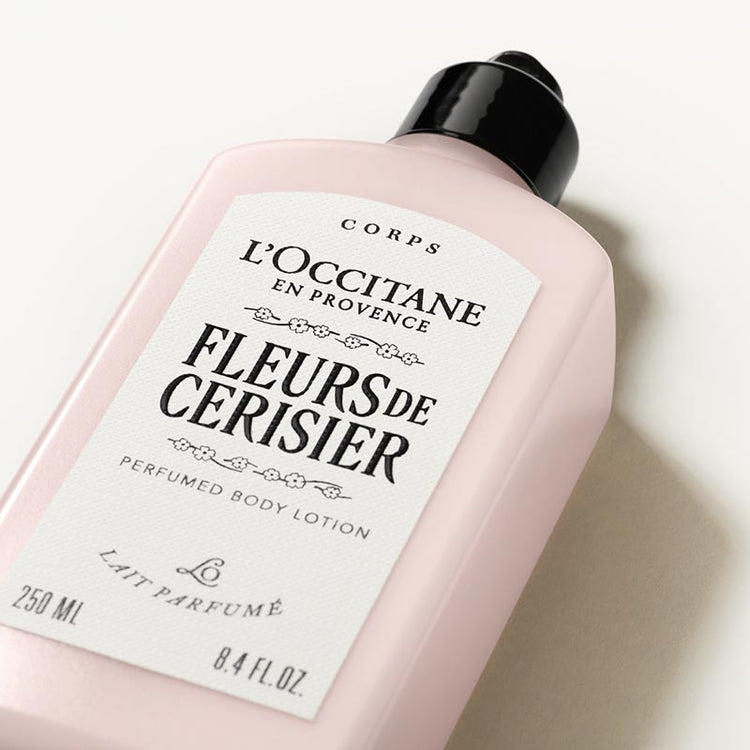 L'Occitane Cherry Blossom Shimmering Lotion 250ml