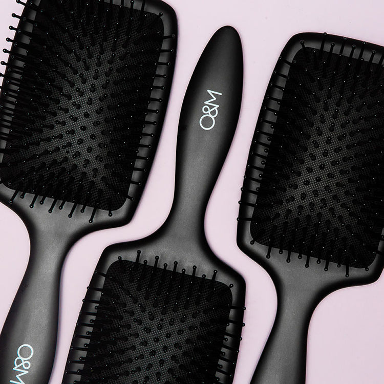 O&M The Paddle Brush - Black