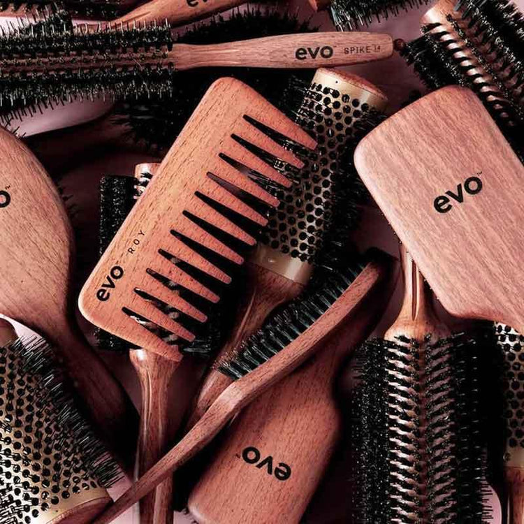 evo Bruce 28 Natural Bristle Radial Brush