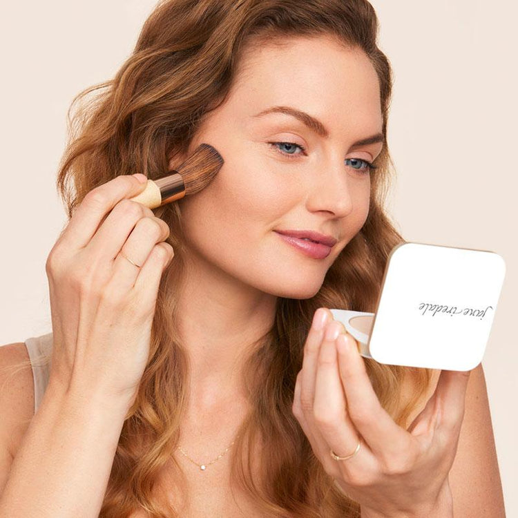 jane iredale White Refillable Compact